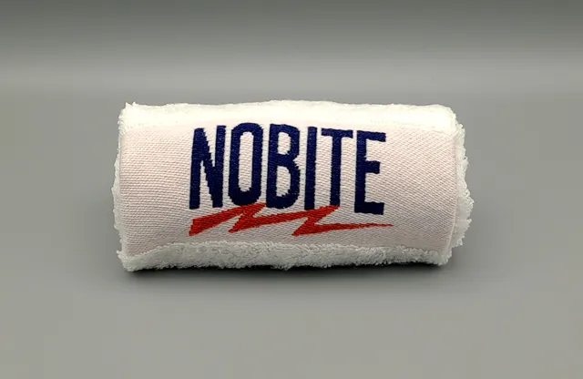 nobite-reise-handtuch-30x50-cm-premium-frottee-made-in-austria image 1
