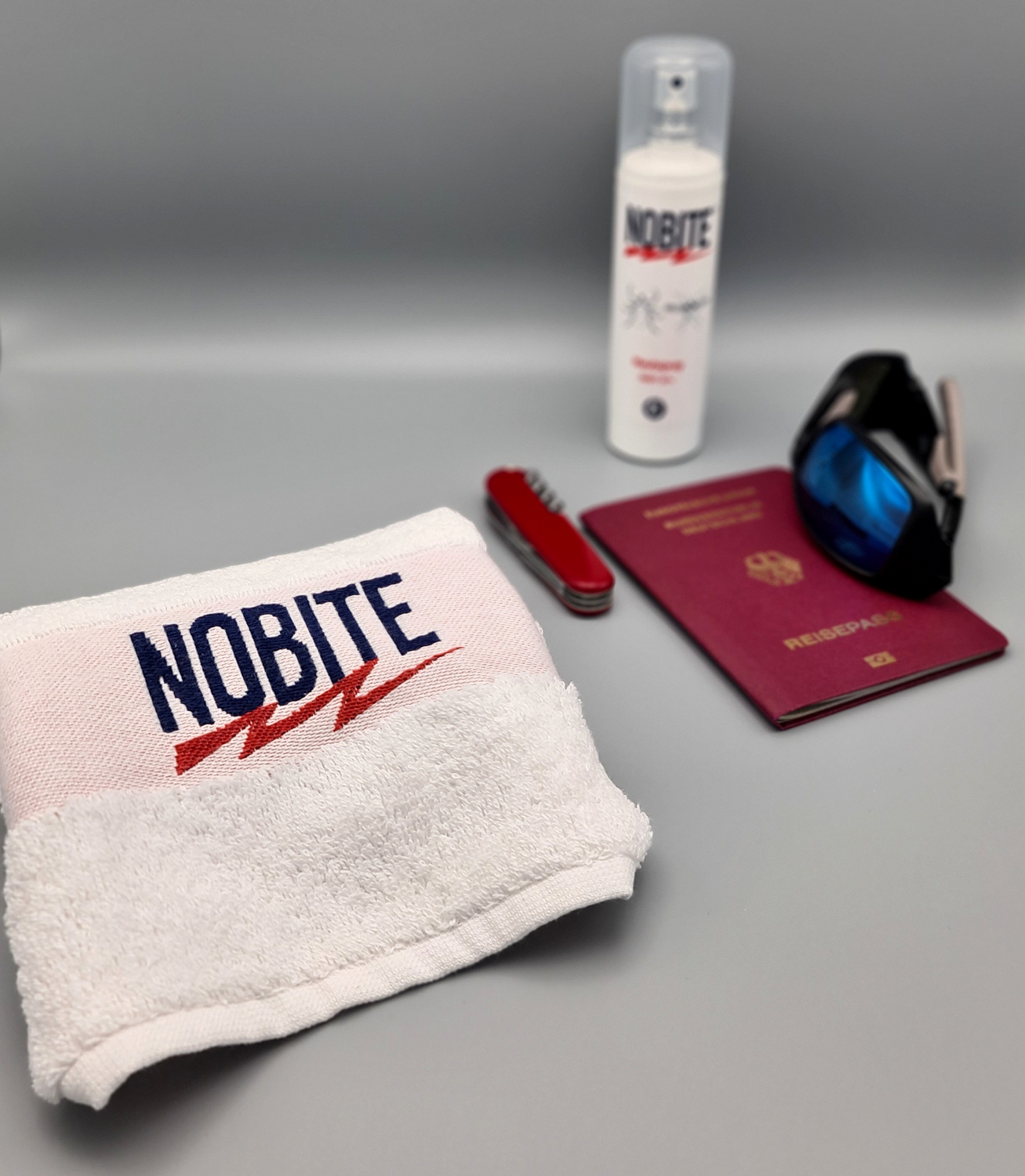 nobite-reise-handtuch-30x50-cm-premium-frottee-made-in-austria image 2